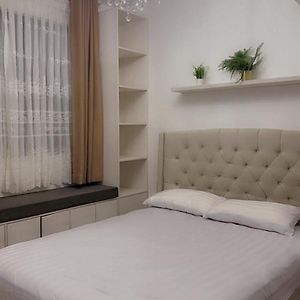 Deluxe Double Room Bath